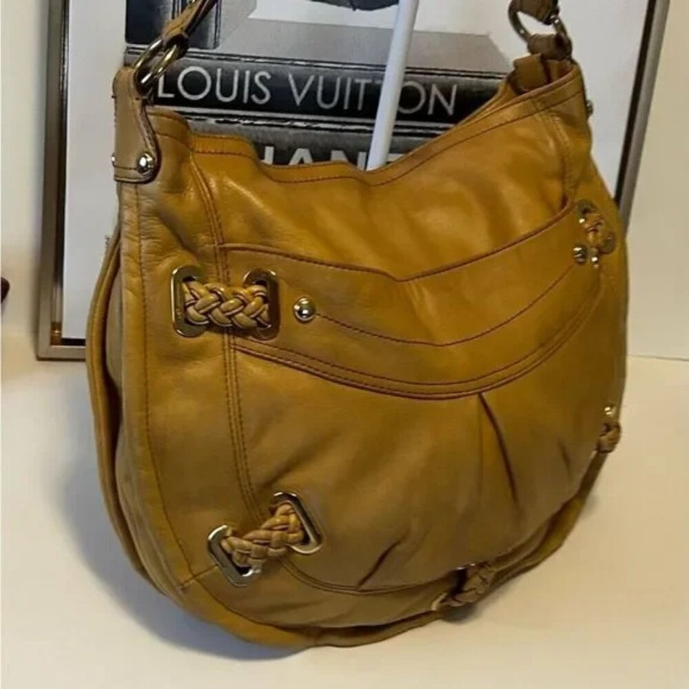 B Makowsky saddle hobo Soft Leather shoulder bag - Picture 7 of 10